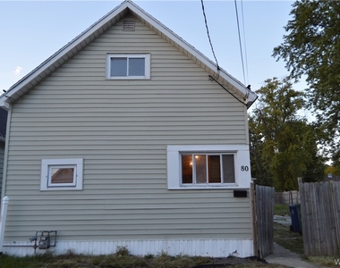80 Vanderbilt Street - Photo Thumbnail 1