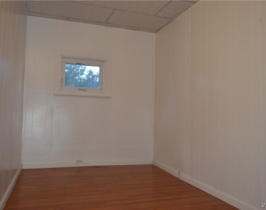 80 Vanderbilt Street - Photo Thumbnail 14
