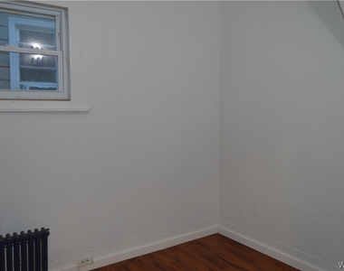 80 Vanderbilt Street - Photo Thumbnail 17