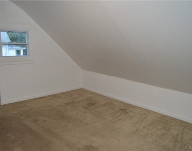 80 Vanderbilt Street - Photo Thumbnail 19