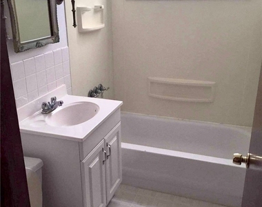 224 Ivyhurst Circle - Photo Thumbnail 4