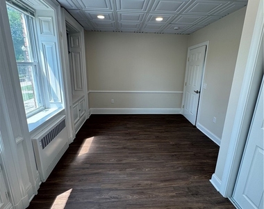 77 W Humboldt Parkway - Photo Thumbnail 12