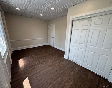 77 W Humboldt Parkway - Photo Thumbnail 11