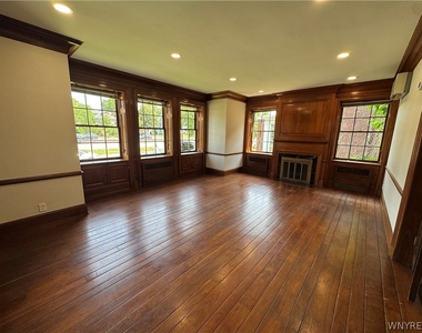 77 W Humboldt Parkway - Photo Thumbnail 2
