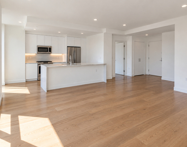 436 West 52nd Street - Photo Thumbnail 4