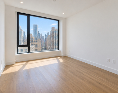 250 West 50th Street - Photo Thumbnail 5
