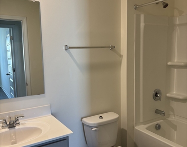 206 Coastal Drive - Photo Thumbnail 21