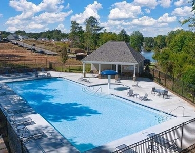 206 Coastal Drive - Photo Thumbnail 9