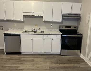 4701 Flat Shoals Road - Photo Thumbnail 11