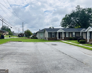 47 Robinson Street - Photo Thumbnail 12