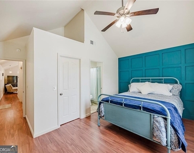 105 Palmetto Street - Photo Thumbnail 6
