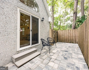 105 Palmetto Street - Photo Thumbnail 13