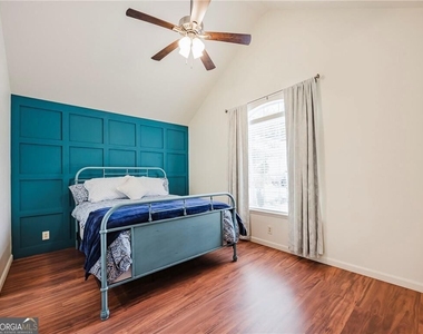 105 Palmetto Street - Photo Thumbnail 5