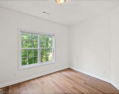8849 Fairview Bluff Road - Photo Thumbnail 15