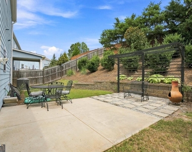 121 Treeline Trail - Photo Thumbnail 20