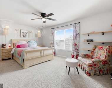121 Treeline Trail - Photo Thumbnail 16