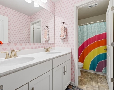 121 Treeline Trail - Photo Thumbnail 21