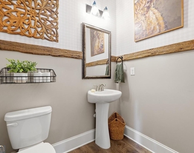 121 Treeline Trail - Photo Thumbnail 9