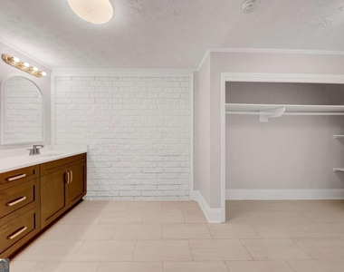 2173 Hannah Lane - Photo Thumbnail 28