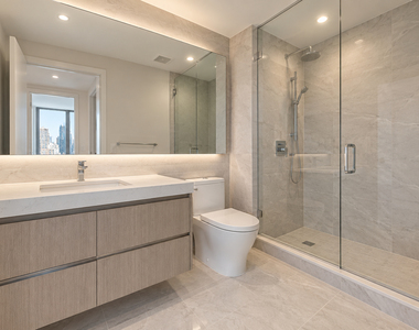 520 West 43rd Street - Photo Thumbnail 5