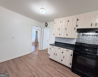 105 Dogwood Drive - Photo Thumbnail 21
