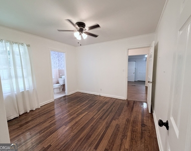 105 Dogwood Drive - Photo Thumbnail 13