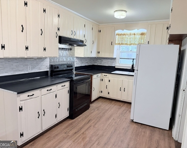 105 Dogwood Drive - Photo Thumbnail 16