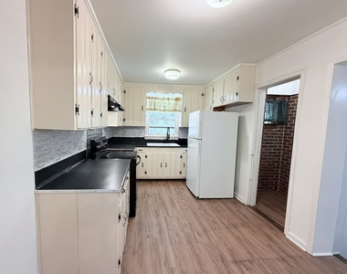105 Dogwood Drive - Photo Thumbnail 18