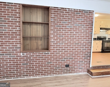 105 Dogwood Drive - Photo Thumbnail 23