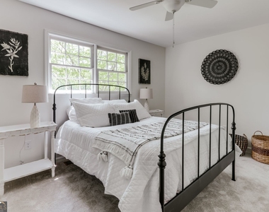 315 Davis Street - Photo Thumbnail 17