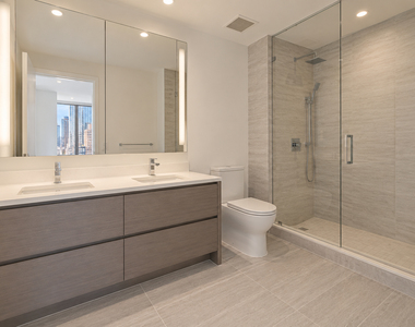 303 East 83rd Street - Photo Thumbnail 5