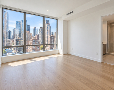 303 East 83rd Street - Photo Thumbnail 1