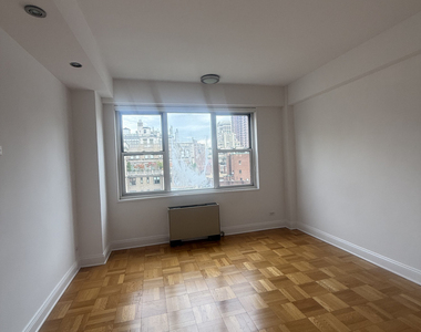 7 East 86th Street - Photo Thumbnail 16
