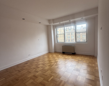 7 East 86th Street - Photo Thumbnail 18