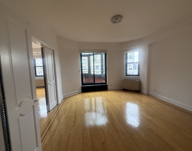 7 East 86th Street - Photo Thumbnail 9