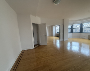 7 East 86th Street - Photo Thumbnail 10