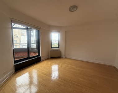 7 East 86th Street - Photo Thumbnail 2