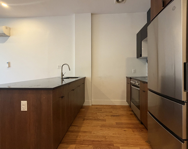 1076 Rogers Avenue - Photo Thumbnail 1