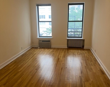 West 68th Street - Photo Thumbnail 5
