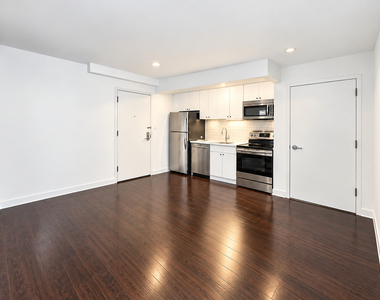 286 Stanhope Street - Photo Thumbnail 2