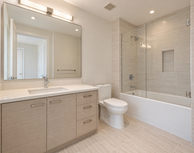 340 East 58th Street - Photo Thumbnail 1