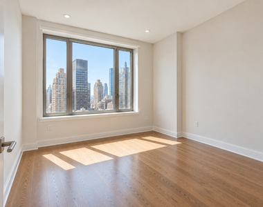 340 East 58th Street - Photo Thumbnail 3
