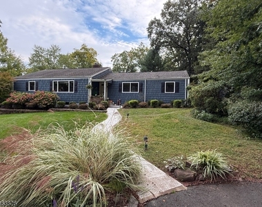 1455 Woodacres Dr - Photo Thumbnail 35