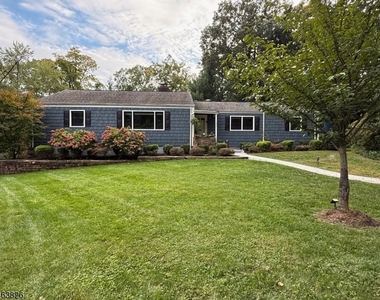 1455 Woodacres Dr - Photo Thumbnail 36