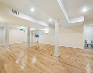 4 Revere Dr - Photo Thumbnail 37