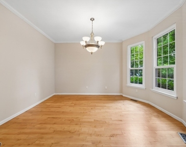 4 Revere Dr - Photo Thumbnail 30