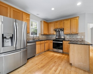 4 Revere Dr - Photo Thumbnail 5