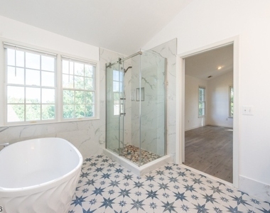 268 Patriot Hill Drive - Photo Thumbnail 9