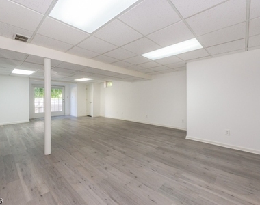 268 Patriot Hill Drive - Photo Thumbnail 14