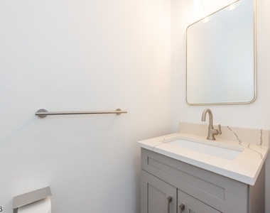 268 Patriot Hill Drive - Photo Thumbnail 13